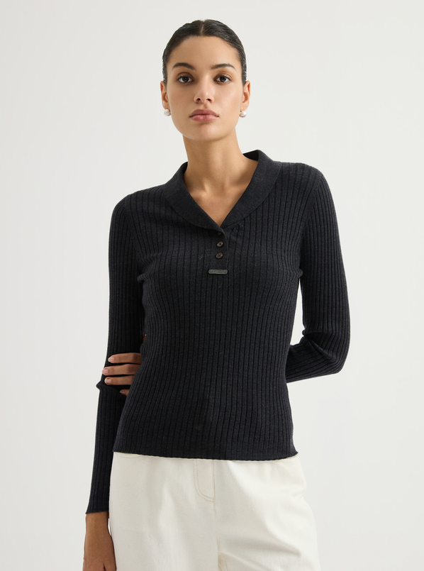 Ribbed polo knit sweater