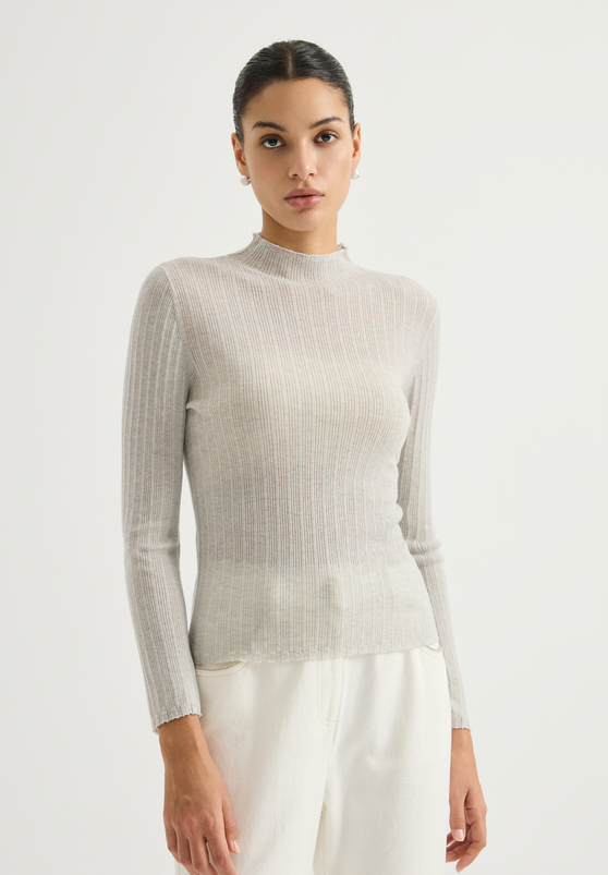 Ribbed crewneck knit sweater