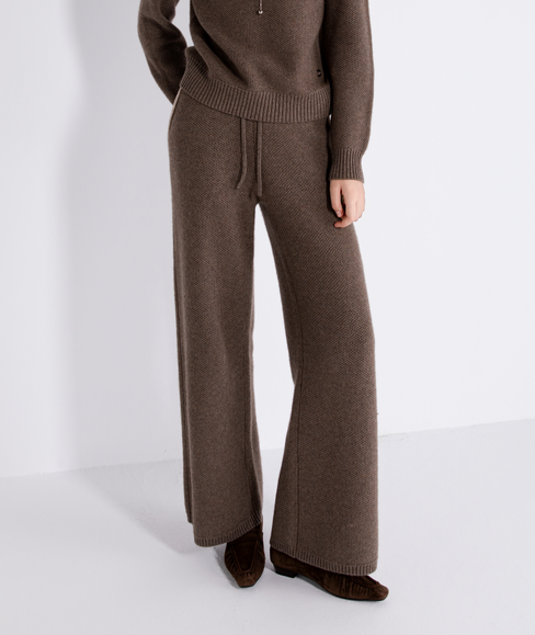 Wide-leg knit pants