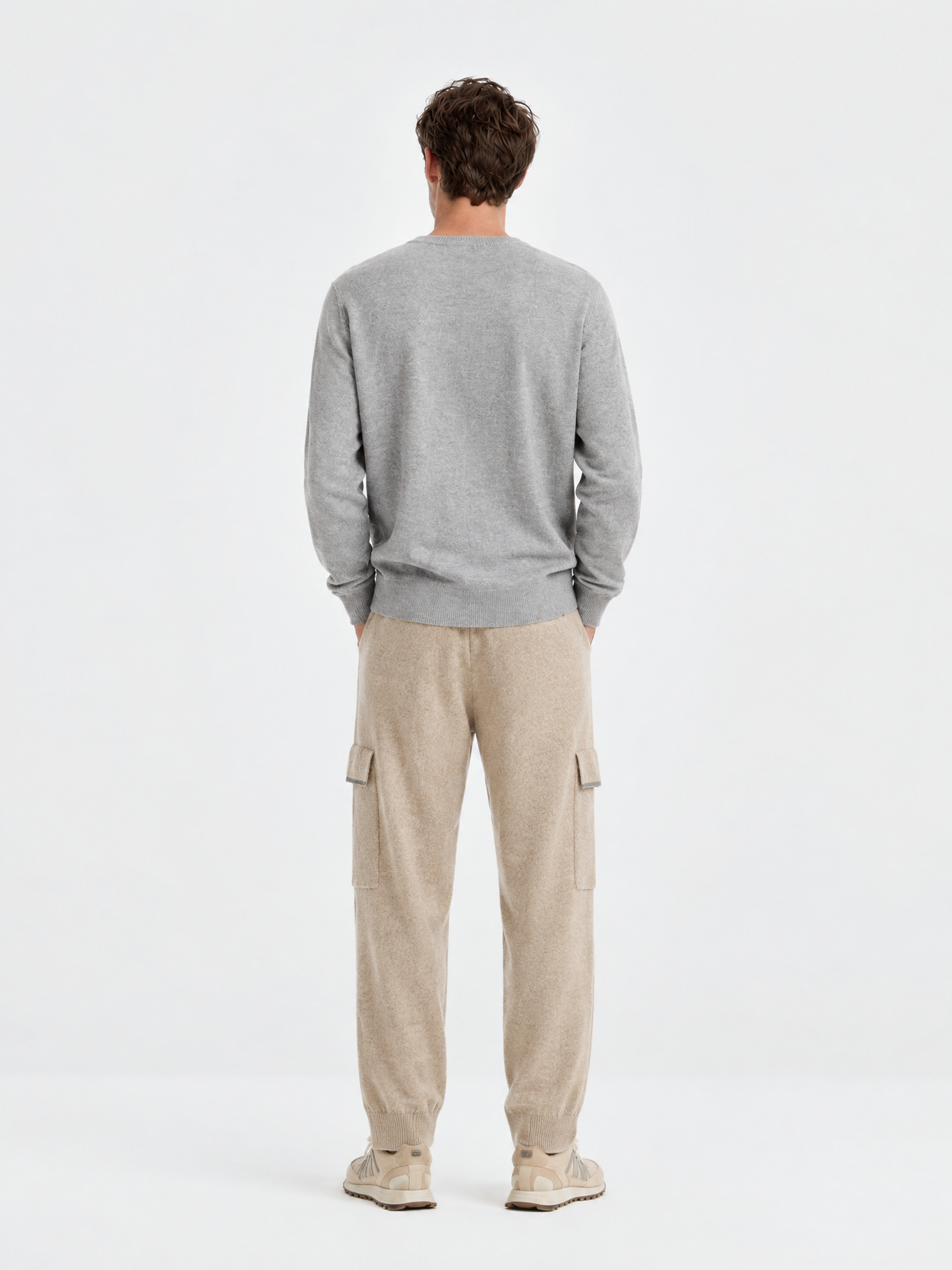 Cashmere knit jogger pants — Back view