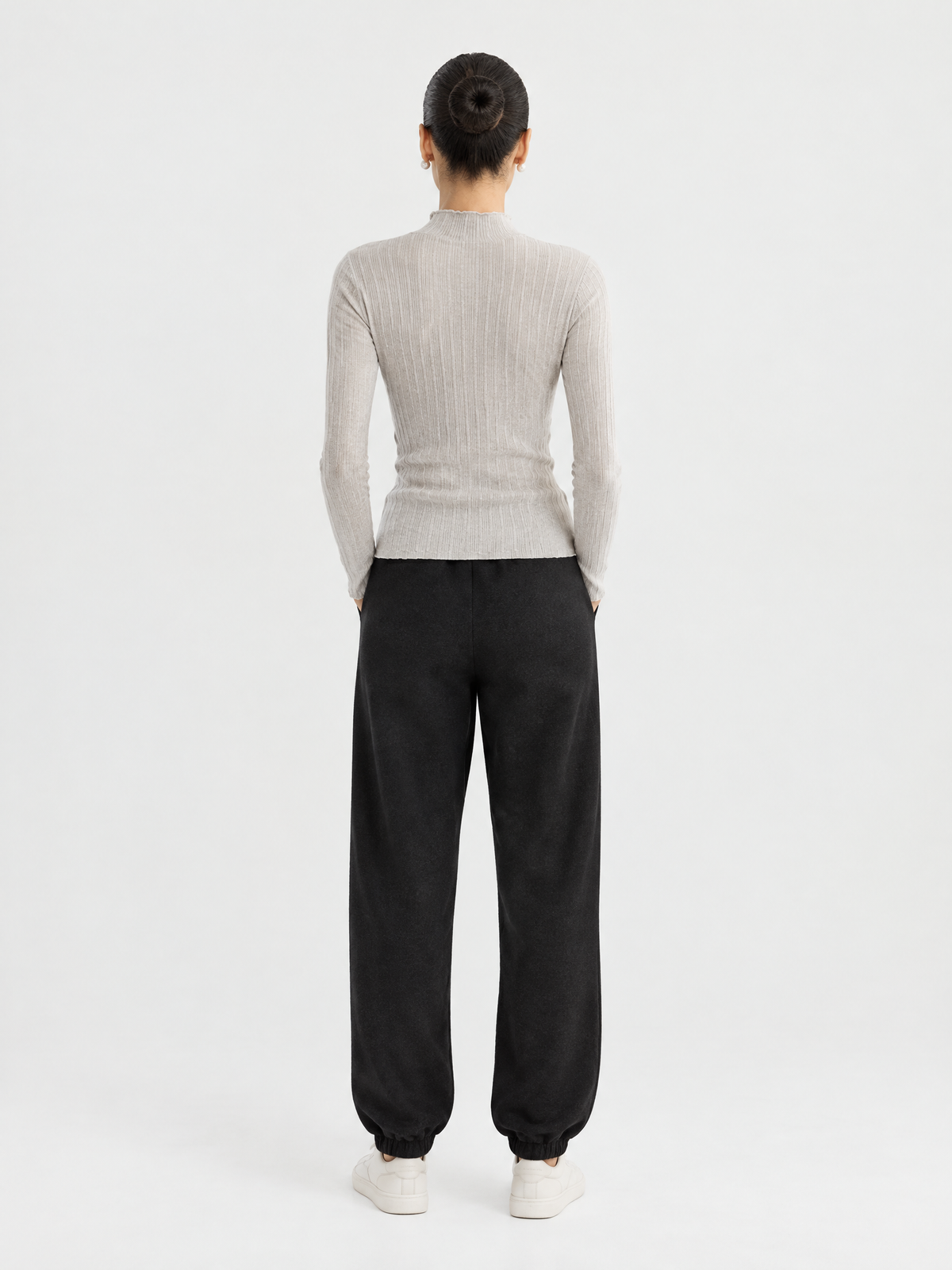 Knit jogger pants — Back view