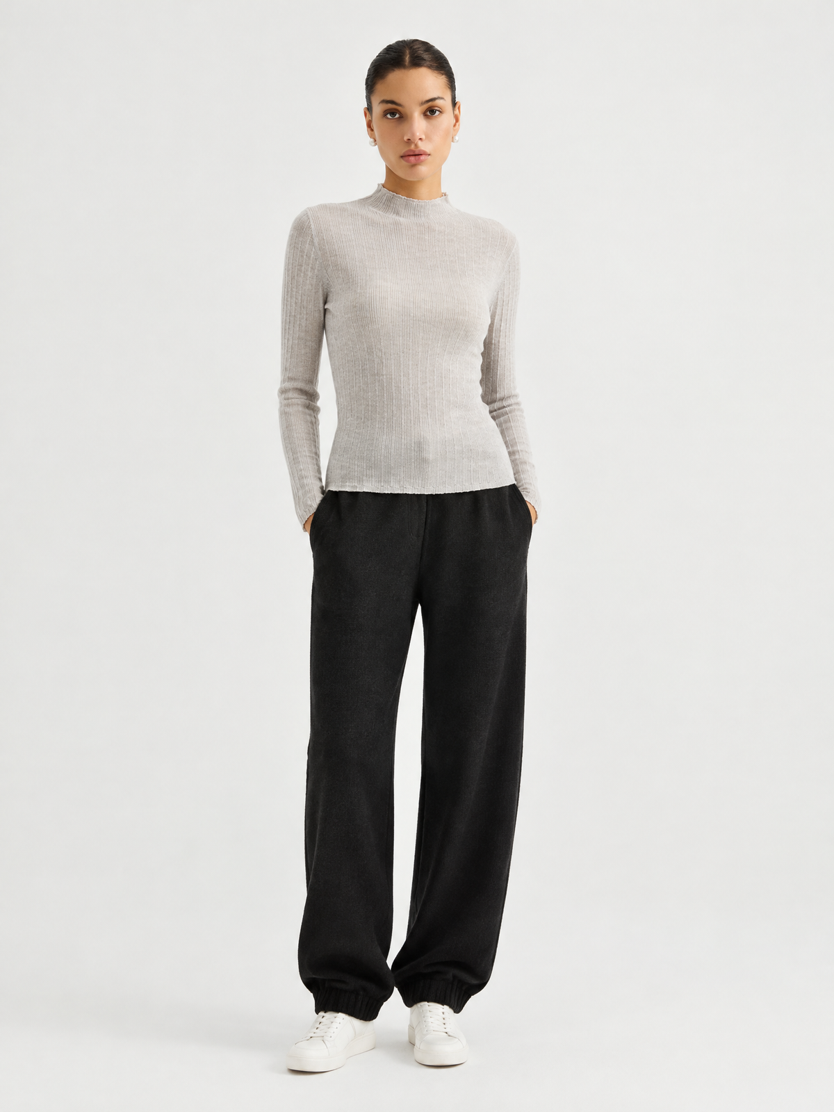 Knit jogger pants — Front view
