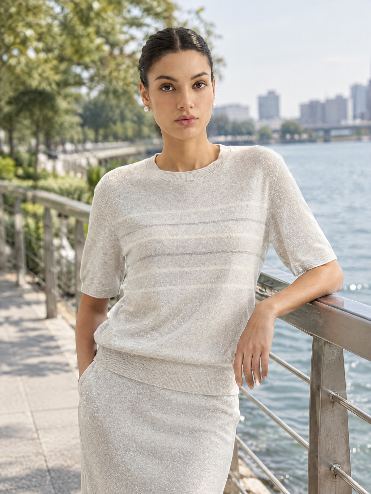 Knit midi skirt — Lifestyle scene