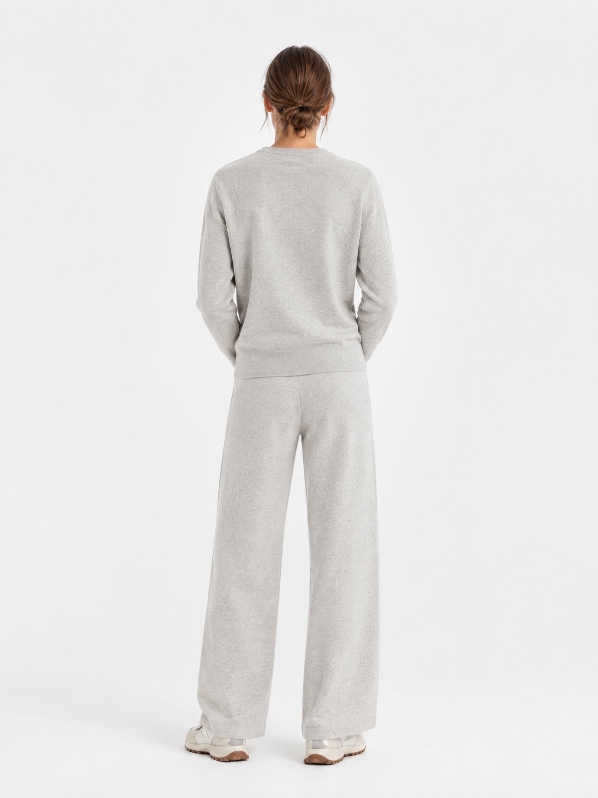 Wide-leg knit pants — Back view
