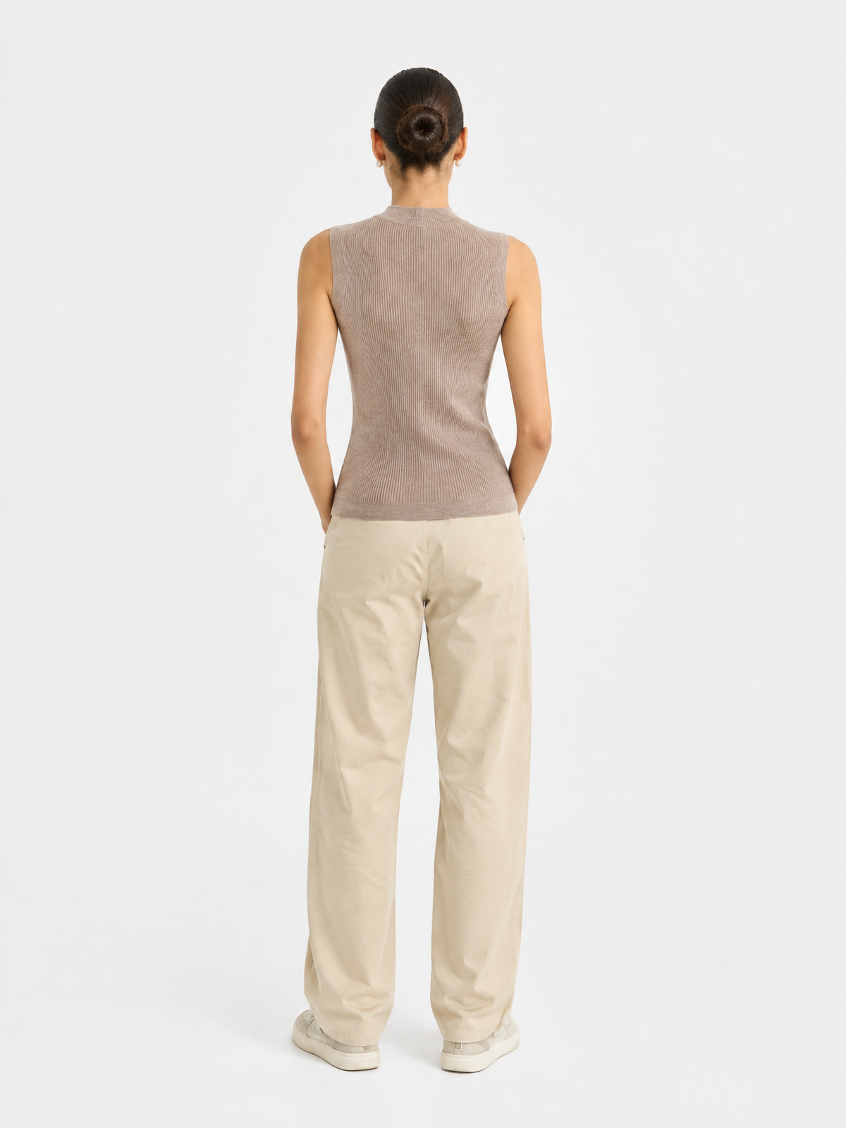 Mock-neck knit vest — Back view